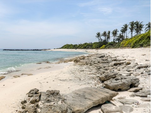 Đá bãi biển đảo Bé