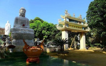 Dinh bà Thiên Y A Na